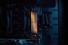 Оперативная память 32Gb DDR4 3200MHz Kingston Fury Renegade RGB (KF432C16RB12AK2/32) (2x16Gb KIT)
